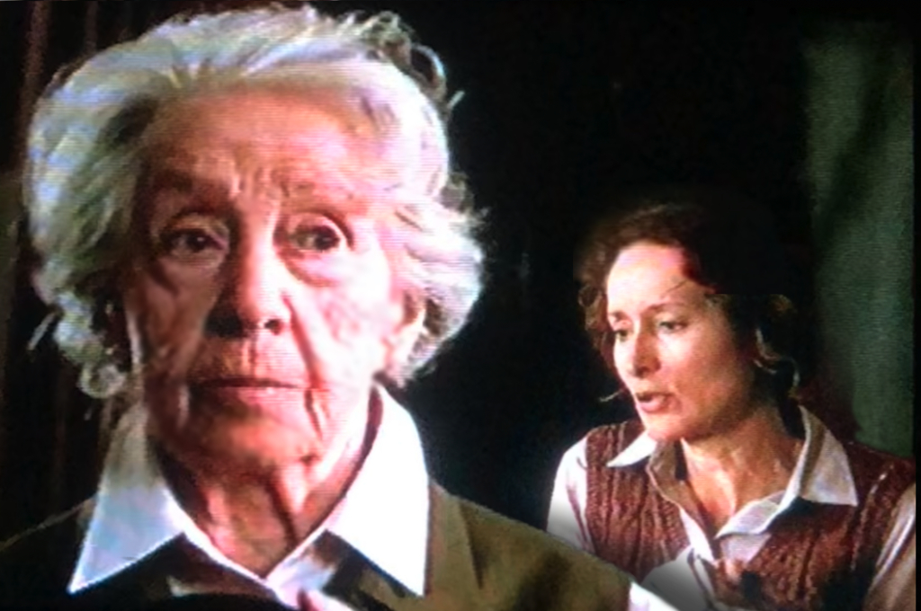 Ruths Tochter Liz macht sich Sorgen