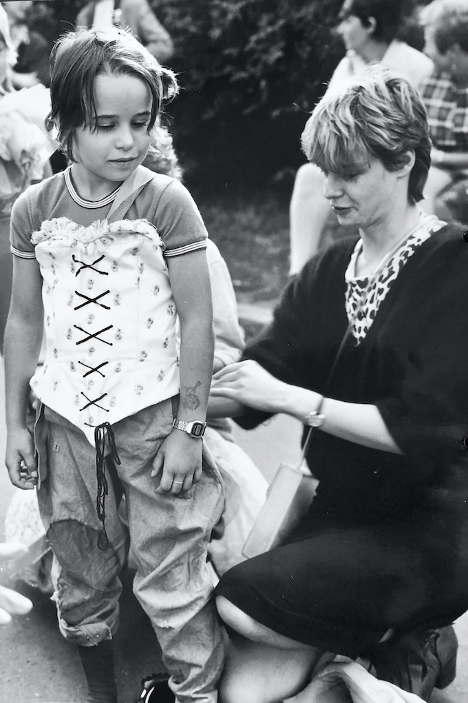 Das Kostüm wird gerichtet