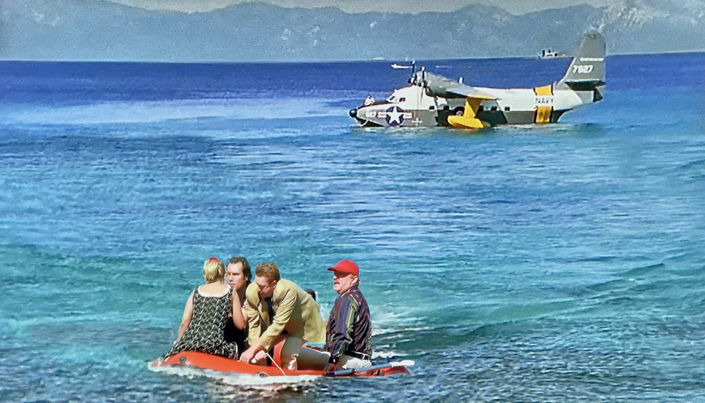 Schlauchboot mit Willy, Andy, Harry und Sissy