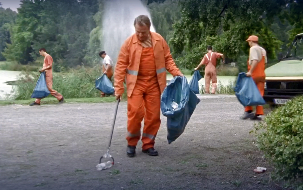 Henry jobbt bei der Müllabfuhr