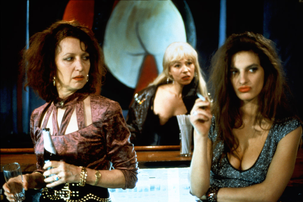 Inge Rosa Doris  hinter der Bar