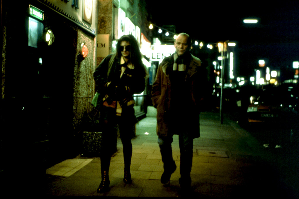 Heinz und Rosa gehen durch die Nacht